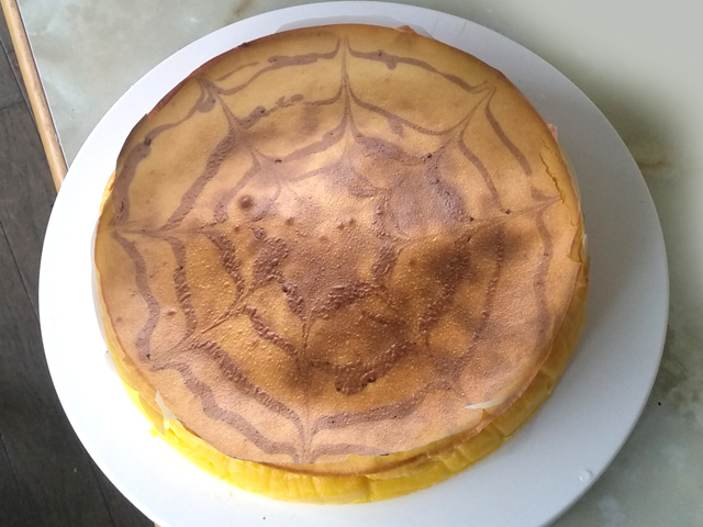 クモの糸風でハロウィン！南瓜のチーズケーキのレシピ