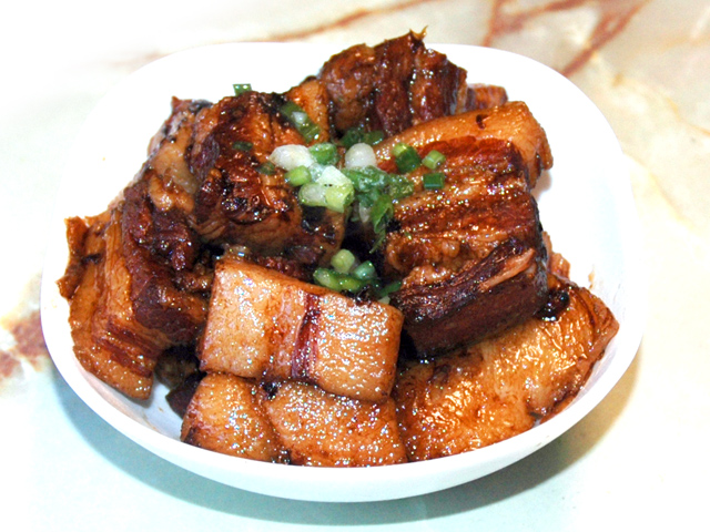沖縄のラフテー風豚角煮
