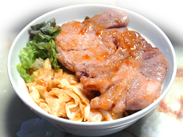 豚ロースの味噌トンテキ丼